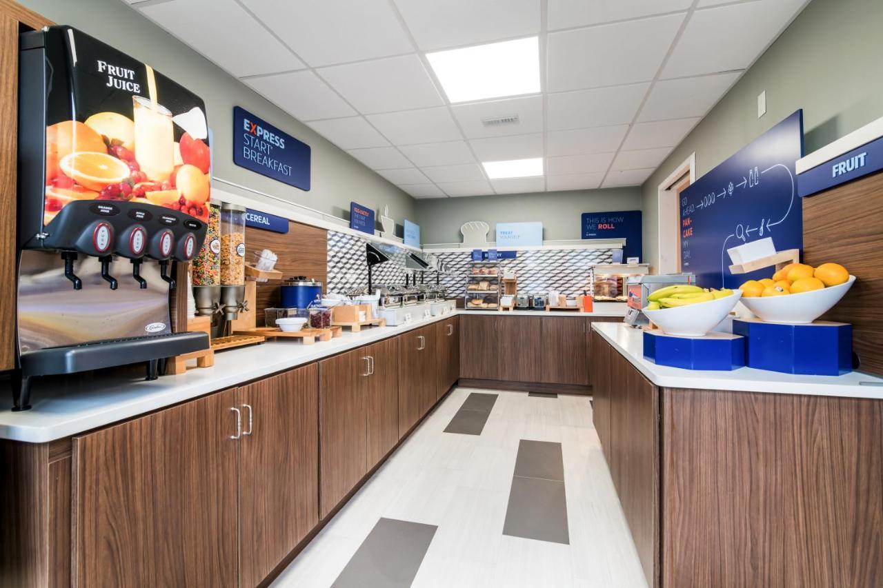 Holiday Inn Express - Plymouth By Ihg Zewnętrze zdjęcie