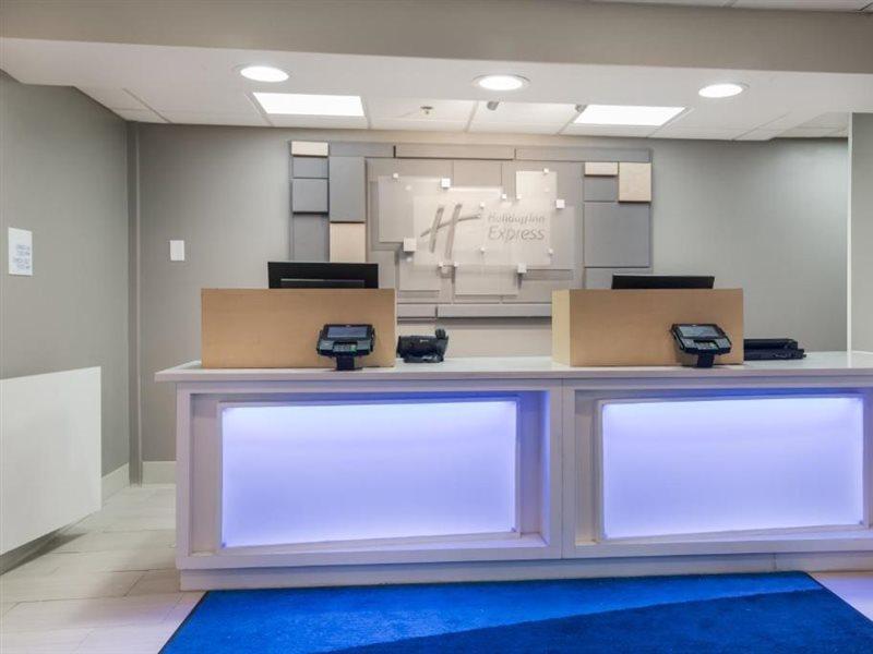 Holiday Inn Express - Plymouth By Ihg Zewnętrze zdjęcie