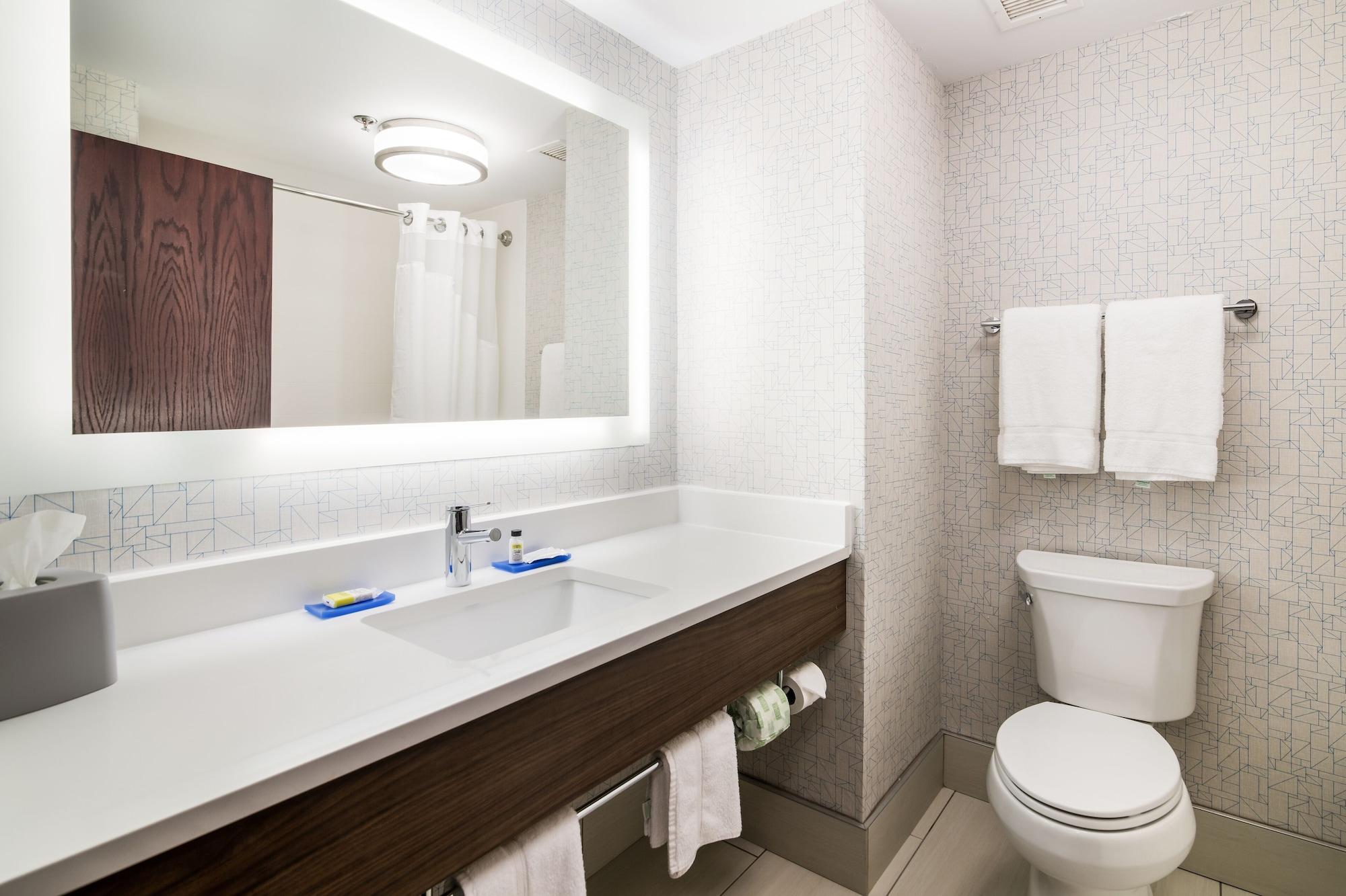 Holiday Inn Express - Plymouth By Ihg Zewnętrze zdjęcie